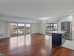 5250 Valley Forge Drive 802, Alexandria VA 22304