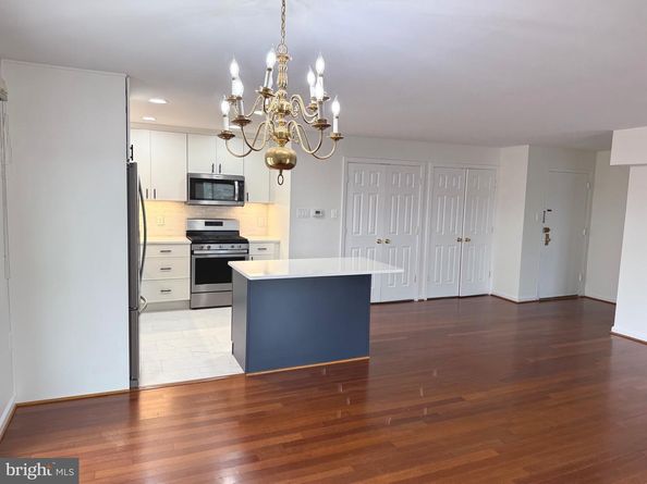5250 Valley Forge Drive 802, Alexandria VA 22304