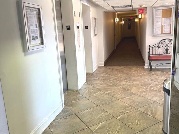 5250 Valley Forge Drive 802, Alexandria VA 22304
