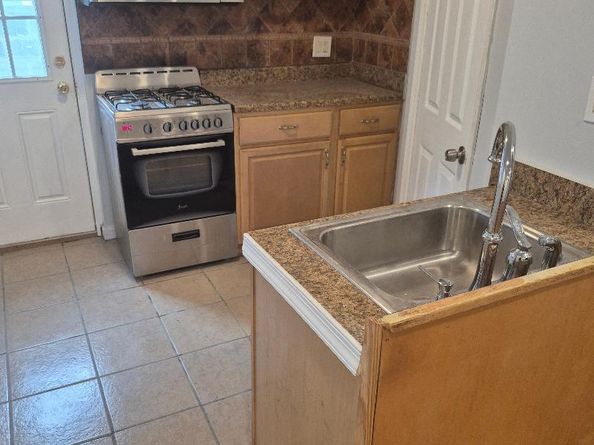 2528 Turner Street, Philadelphia PA 19121
