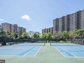 307 Yoakum Parkway 519, Alexandria VA 22304