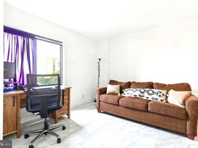 307 Yoakum Parkway 519, Alexandria VA 22304