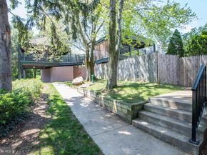 307 Yoakum Parkway 519, Alexandria VA 22304