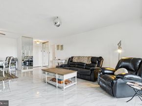 307 Yoakum Parkway 519, Alexandria VA 22304