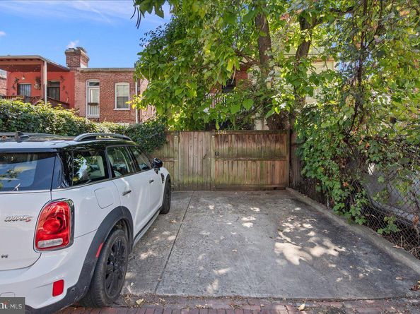 1741 Kilbourne Place NW, Washington DC 20010