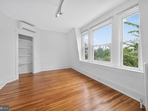 1741 Kilbourne Place NW, Washington DC 20010