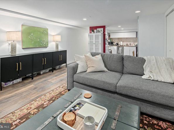 1741 Kilbourne Place NW, Washington DC 20010