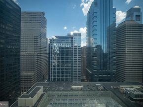 1919 Chestnut Street 2422, Philadelphia PA 19103