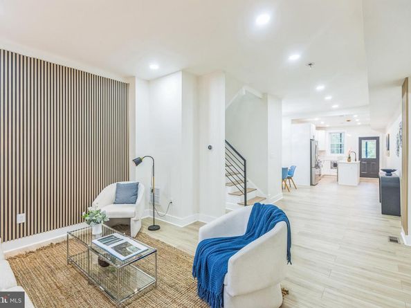 1129 8TH Street NE, Washington DC 20002