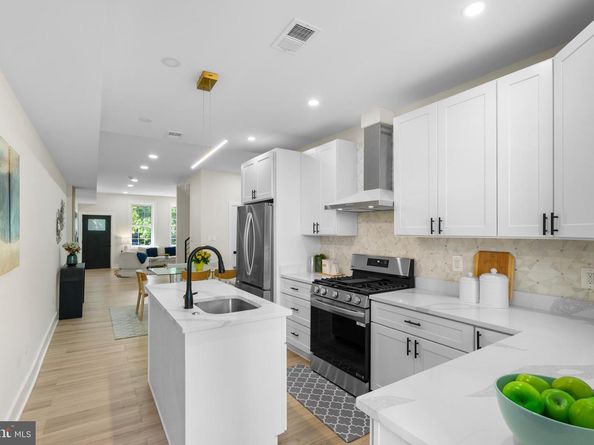 1129 8TH Street NE, Washington DC 20002