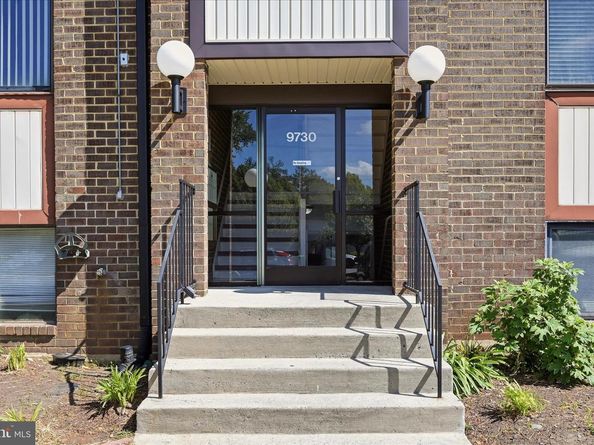 9730 Kingsbridge Drive 303, Fairfax VA 22031