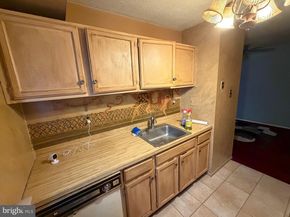 9921 Bustleton Avenue Q4, Philadelphia PA 19115