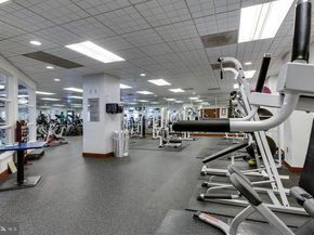 205 Yoakum Parkway 1502, Alexandria VA 22304