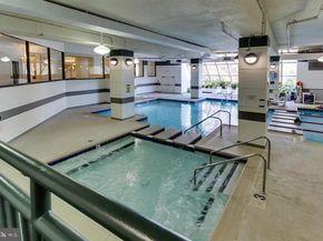 205 Yoakum Parkway 1502, Alexandria VA 22304