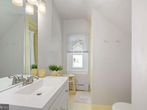 118 Montrose Avenue C, Bryn Mawr PA 19010