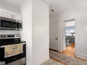 118 Montrose Avenue C, Bryn Mawr PA 19010