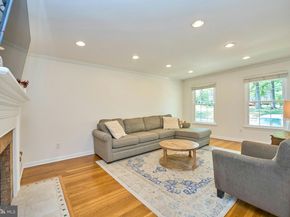 3153 Fairbury Lane, Fairfax VA 22031