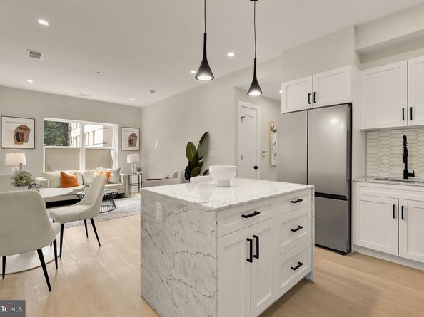 2606 41st Street NW 2, Washington DC 20007