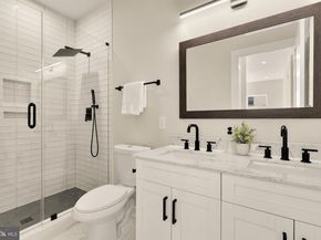 2606 41st Street NW 2, Washington DC 20007