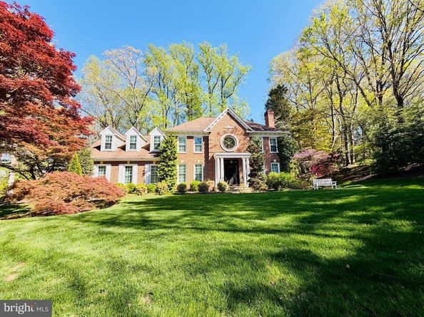 3611 Woodhill Place, Fairfax VA 22031