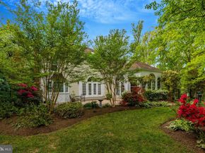 3611 Woodhill Place, Fairfax VA 22031