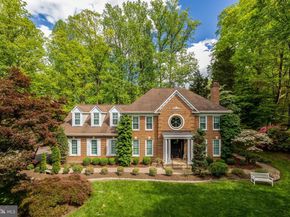 3611 Woodhill Place, Fairfax VA 22031