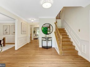 3611 Woodhill Place, Fairfax VA 22031