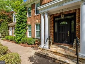 3611 Woodhill Place, Fairfax VA 22031