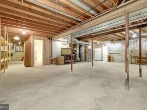 3611 Woodhill Place, Fairfax VA 22031