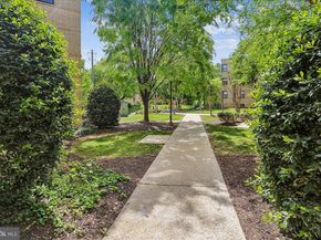 212 Oakwood Street SE 113, Washington DC 20032