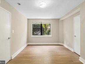 212 Oakwood Street SE 113, Washington DC 20032