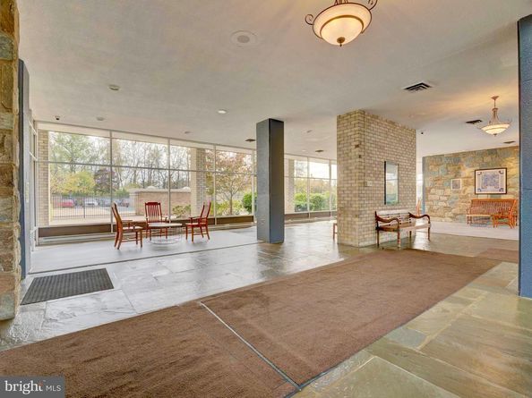 3245 Rio Drive 305, Falls Church VA 22041