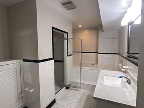 2142 Cathedral Avenue NW, Washington DC 20008