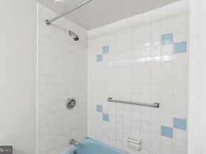 1901 John F Kennedy Boulevard 810, Philadelphia PA 19103