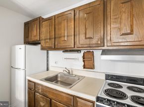 1901 John F Kennedy Boulevard 810, Philadelphia PA 19103