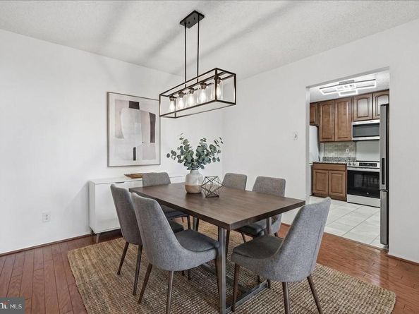 1800 Old Meadow Road 1412, Mclean VA 22102