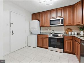 1800 Old Meadow Road 1412, Mclean VA 22102