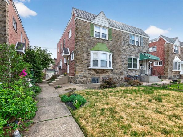 2006 Vista Street, Philadelphia PA 19152