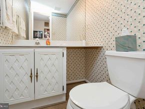 54 Roy Lane, Huntingdon Valley PA 19006
