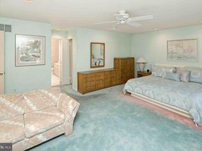 54 Roy Lane, Huntingdon Valley PA 19006