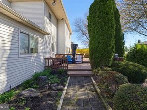 54 Roy Lane, Huntingdon Valley PA 19006