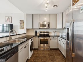 111 S 15TH Street P110, Philadelphia PA 19102