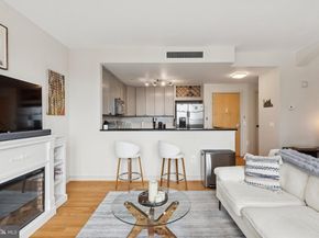 111 S 15TH Street P110, Philadelphia PA 19102