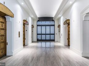 111 S 15TH Street P110, Philadelphia PA 19102