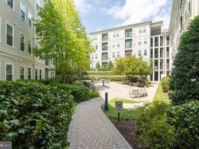 2055 26TH Street S 5302, Arlington VA 22206