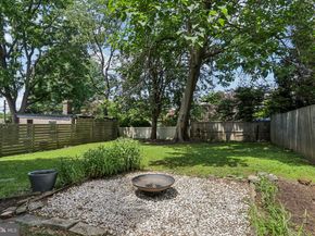 135 W Mount Pleasant Avenue, Philadelphia PA 19119