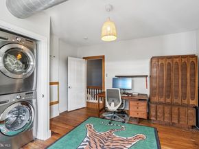 135 W Mount Pleasant Avenue, Philadelphia PA 19119