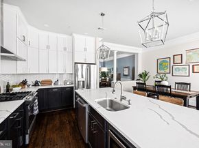 714 Day Lane, Alexandria VA 22314