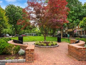 714 Day Lane, Alexandria VA 22314