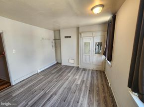 217 W Duval Street, Philadelphia PA 19144